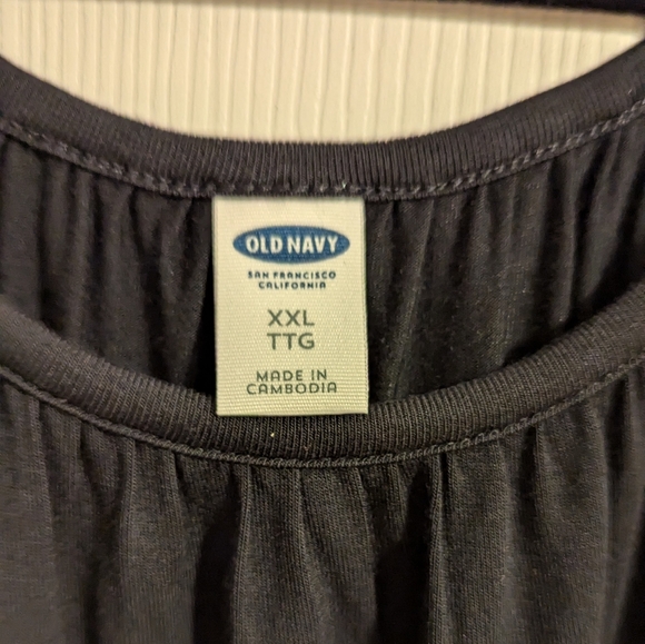 BNWT Black Cold Shoulder Top size XXL - Picture 4 of 6